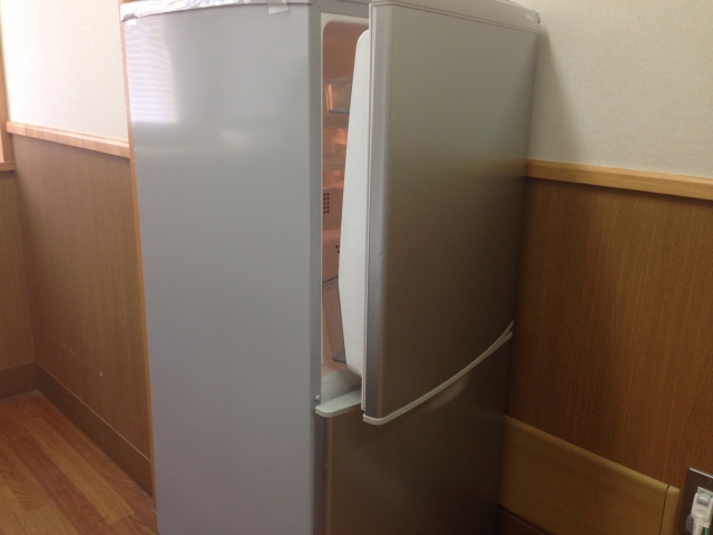 冷蔵庫の開けっ放し