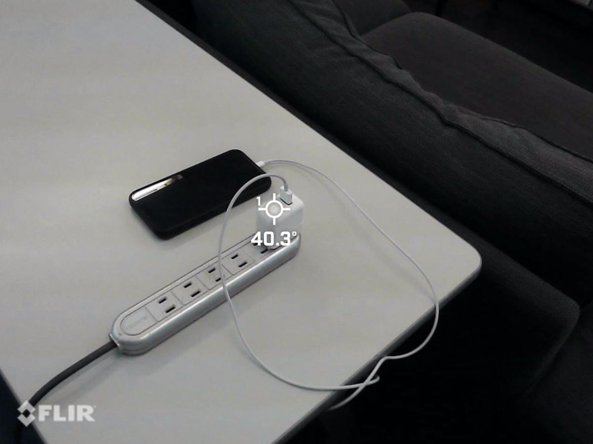 充電器